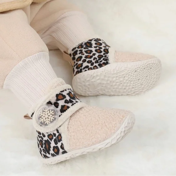 Baby booties - Picture 6 of 7